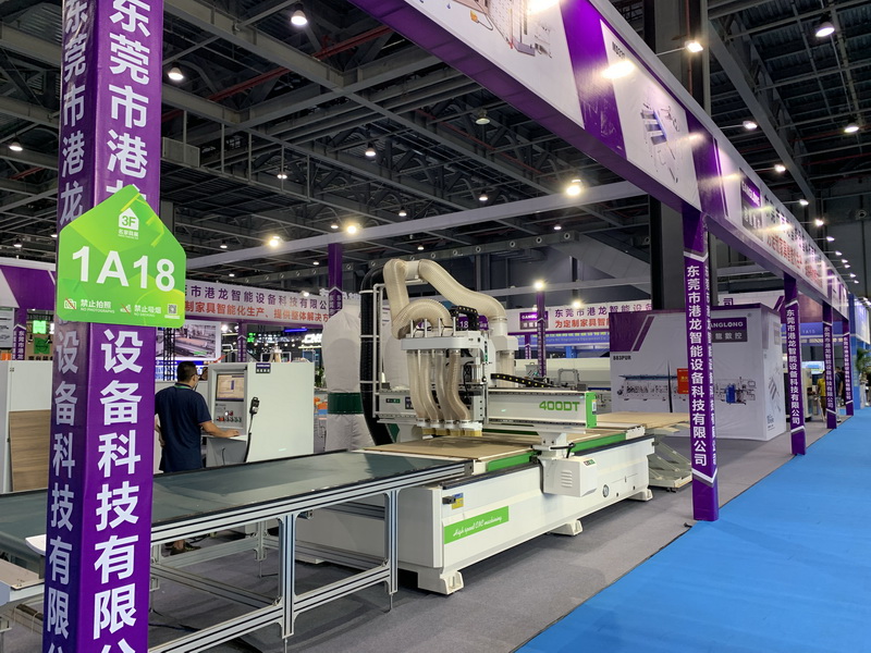 團(tuán)隊(duì)風(fēng)采